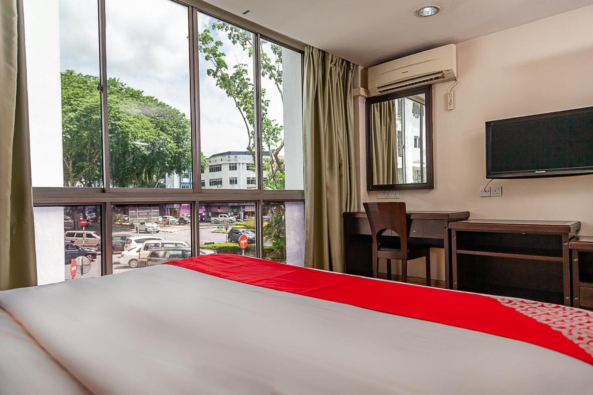 Super Oyo 90055 Mansion Inn Sibu Exterior foto
