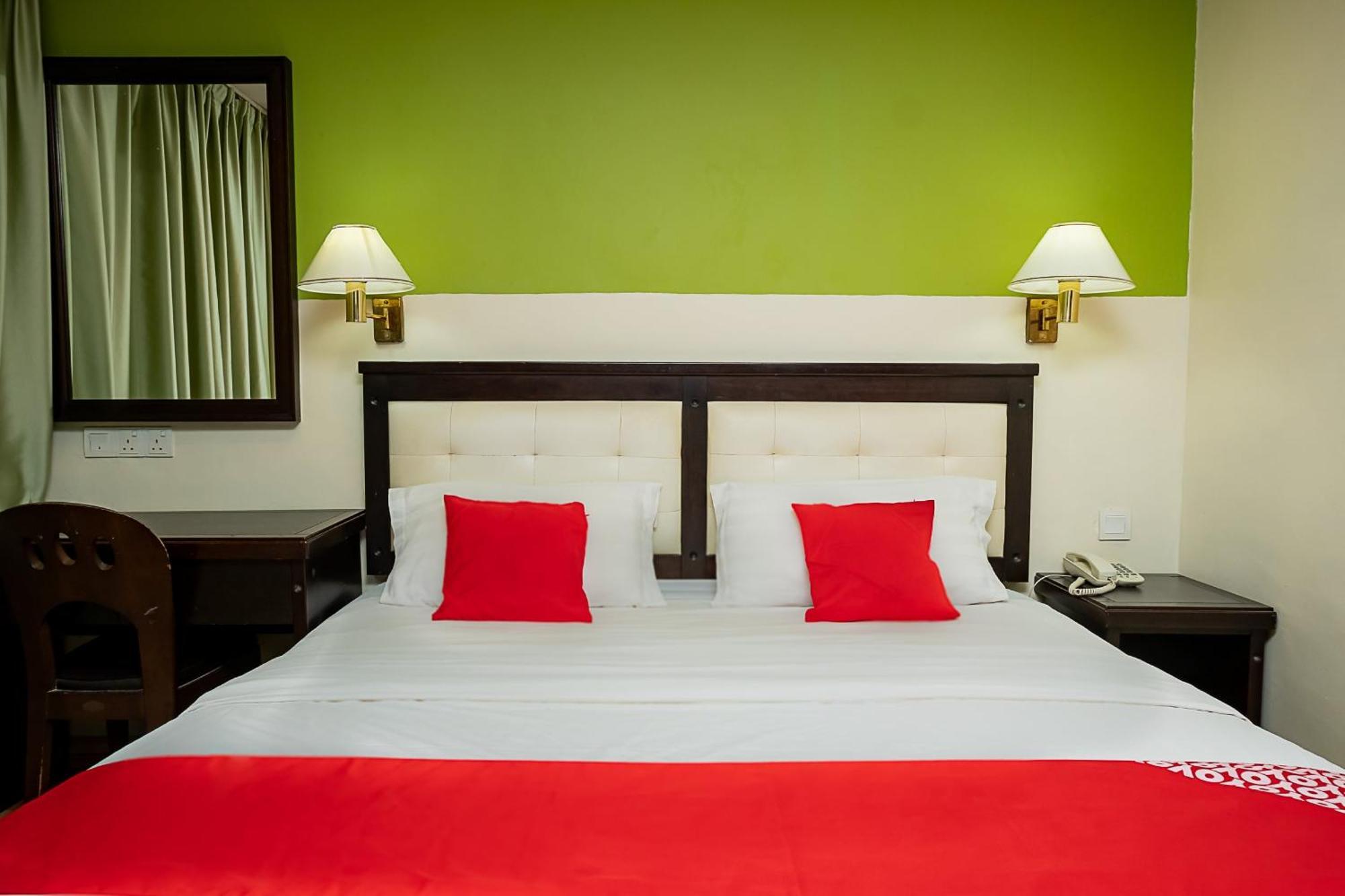 Super Oyo 90055 Mansion Inn Sibu Exterior foto